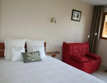 Chambres D'hotes Le Val Sarah *