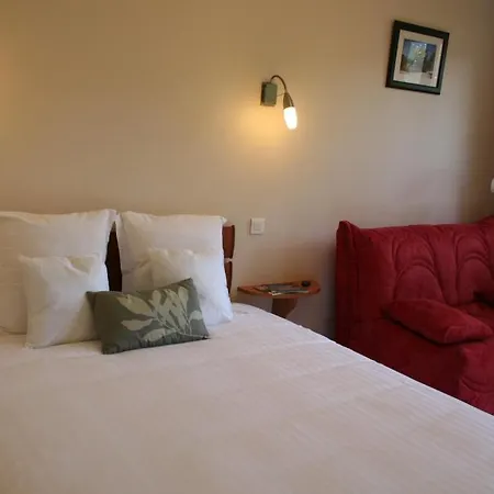 Chambres D'hotes Le Val Sarah * Bardouville